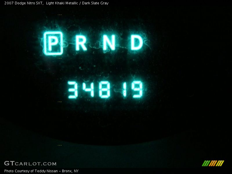 Light Khaki Metallic / Dark Slate Gray 2007 Dodge Nitro SXT