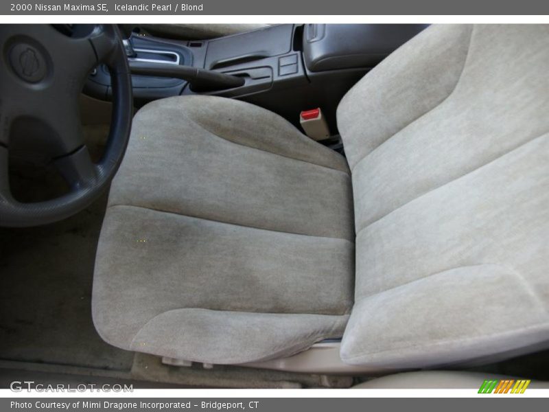 Icelandic Pearl / Blond 2000 Nissan Maxima SE