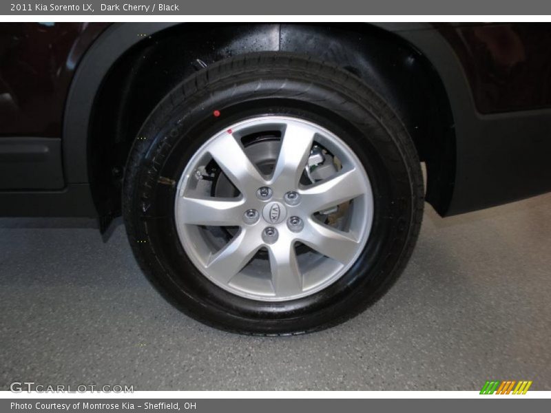 Dark Cherry / Black 2011 Kia Sorento LX