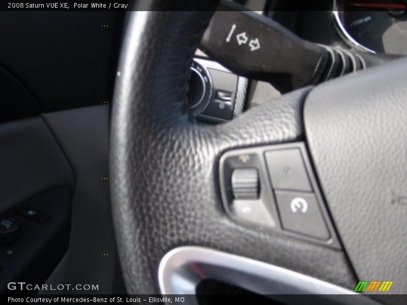 Polar White / Gray 2008 Saturn VUE XE