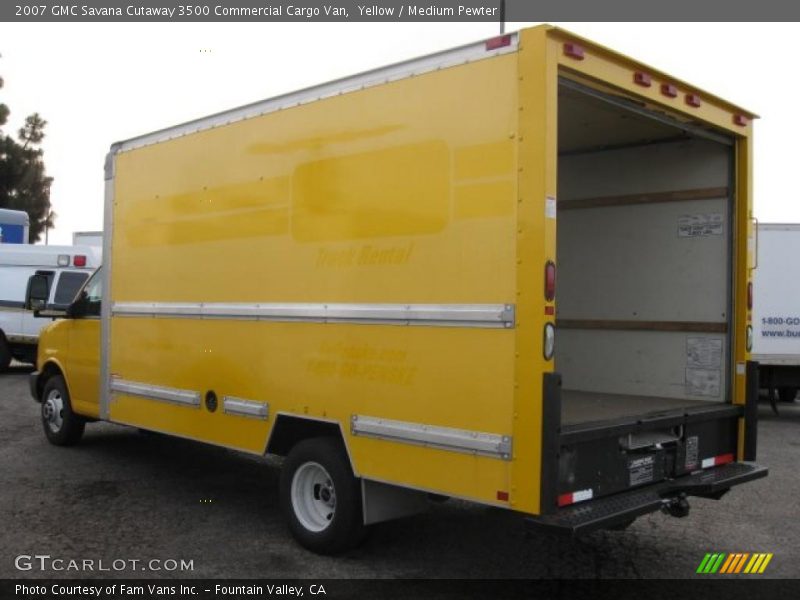 Yellow / Medium Pewter 2007 GMC Savana Cutaway 3500 Commercial Cargo Van