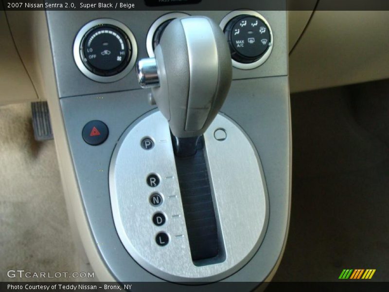 Super Black / Beige 2007 Nissan Sentra 2.0
