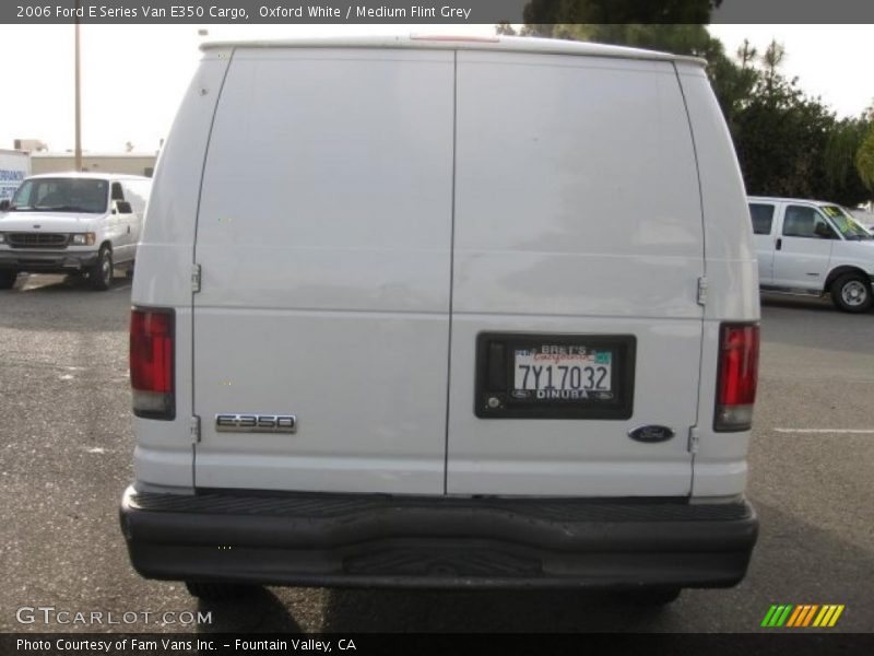 Oxford White / Medium Flint Grey 2006 Ford E Series Van E350 Cargo