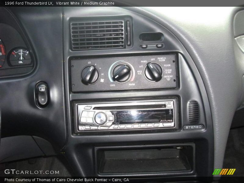 Controls of 1996 Thunderbird LX
