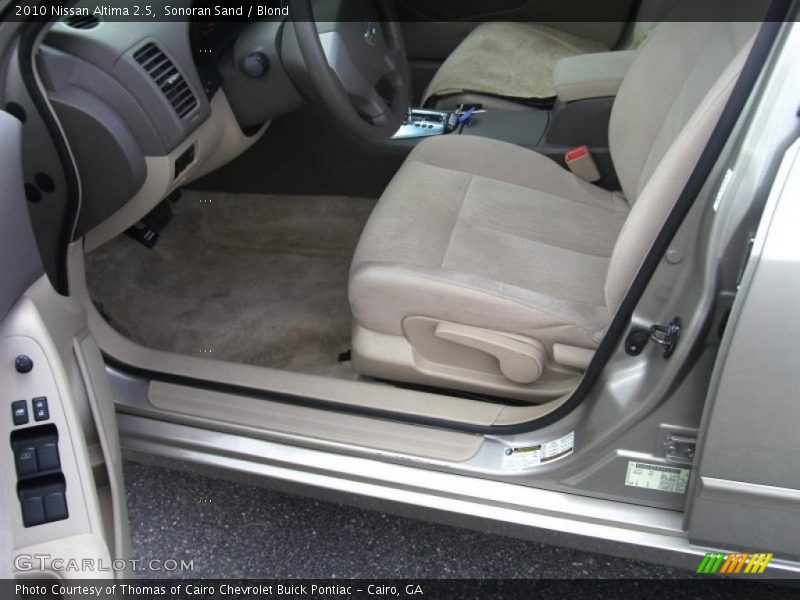 Sonoran Sand / Blond 2010 Nissan Altima 2.5