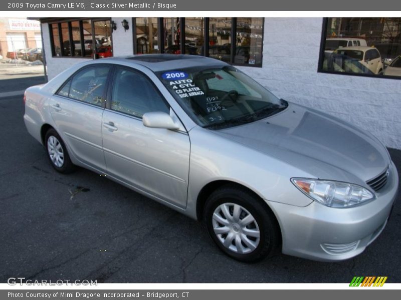Classic Silver Metallic / Bisque 2009 Toyota Camry LE V6