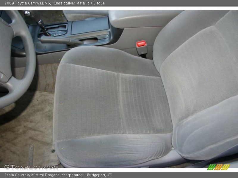 Classic Silver Metallic / Bisque 2009 Toyota Camry LE V6