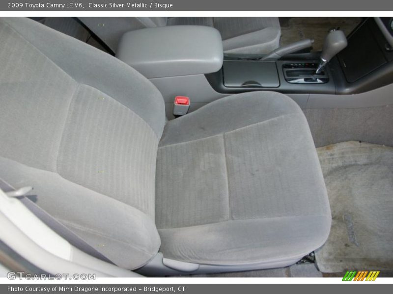 Classic Silver Metallic / Bisque 2009 Toyota Camry LE V6