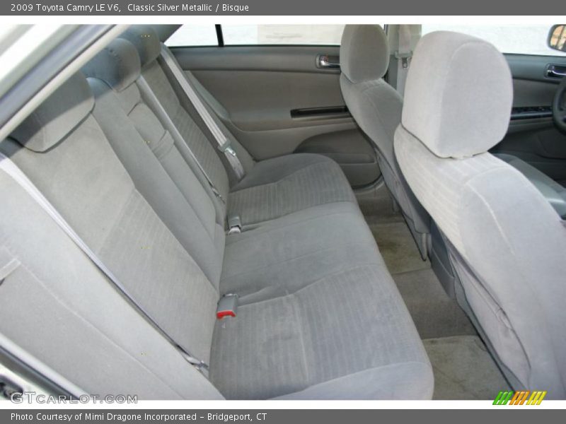 Classic Silver Metallic / Bisque 2009 Toyota Camry LE V6