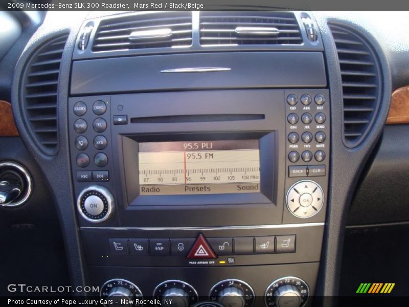 Controls of 2009 SLK 300 Roadster