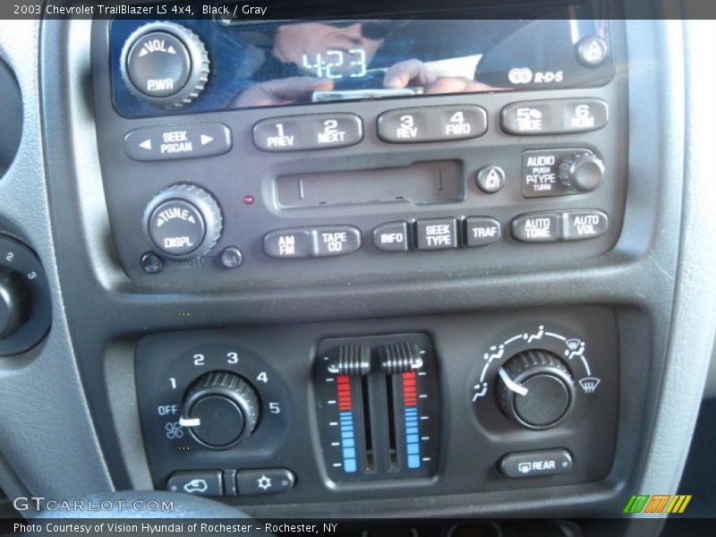 Black / Gray 2003 Chevrolet TrailBlazer LS 4x4