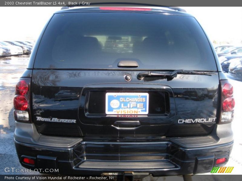 Black / Gray 2003 Chevrolet TrailBlazer LS 4x4