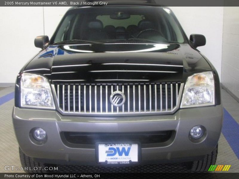 Black / Midnight Grey 2005 Mercury Mountaineer V6 AWD