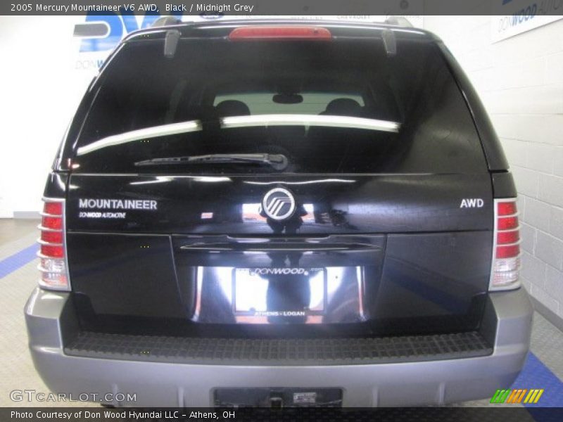 Black / Midnight Grey 2005 Mercury Mountaineer V6 AWD