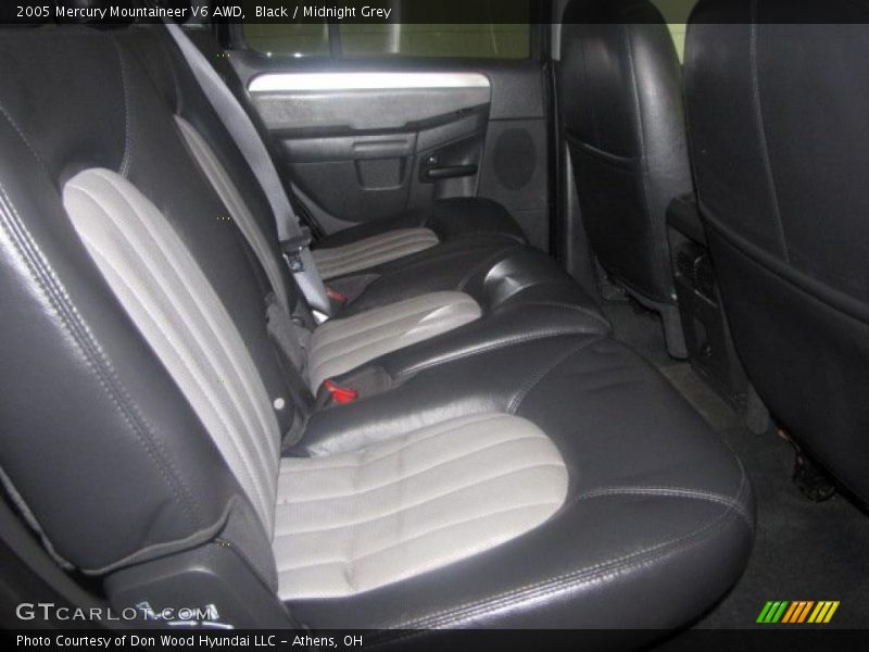 Black / Midnight Grey 2005 Mercury Mountaineer V6 AWD