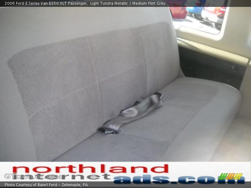 Light Tundra Metallic / Medium Flint Grey 2006 Ford E Series Van E350 XLT Passenger