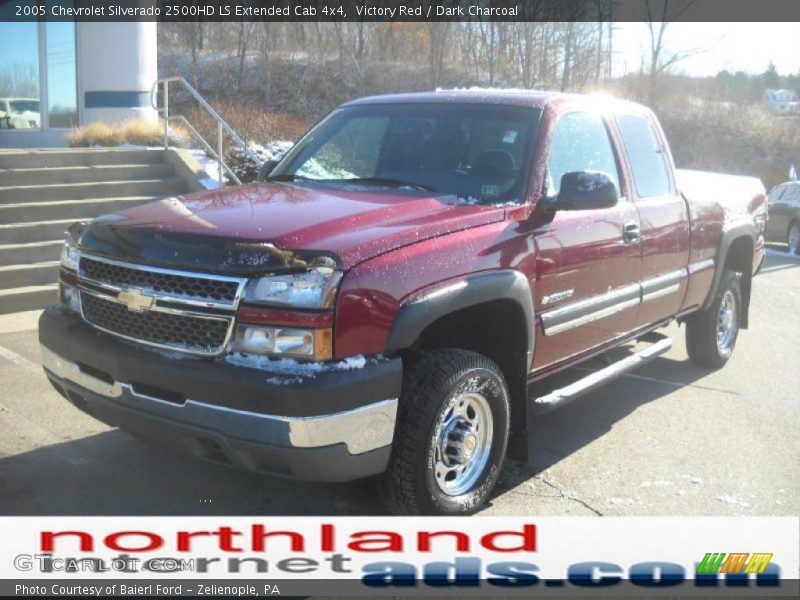 Victory Red / Dark Charcoal 2005 Chevrolet Silverado 2500HD LS Extended Cab 4x4