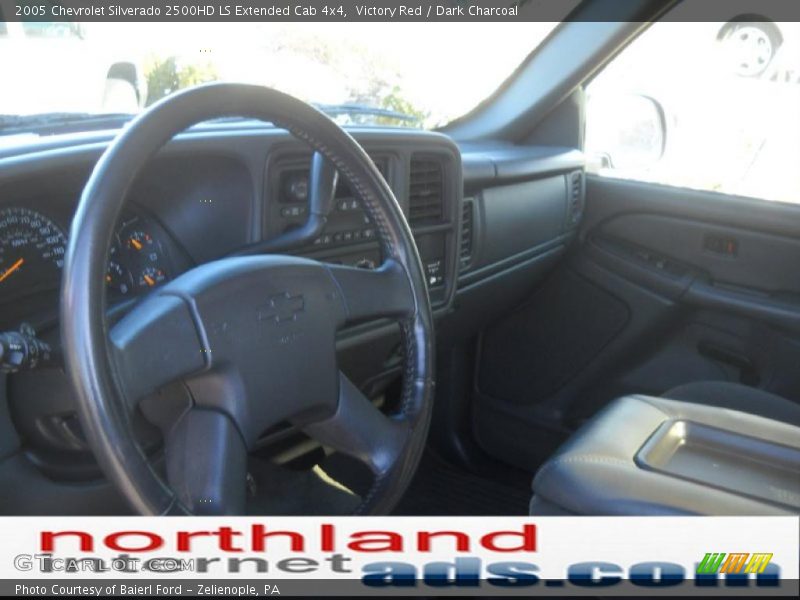 Victory Red / Dark Charcoal 2005 Chevrolet Silverado 2500HD LS Extended Cab 4x4