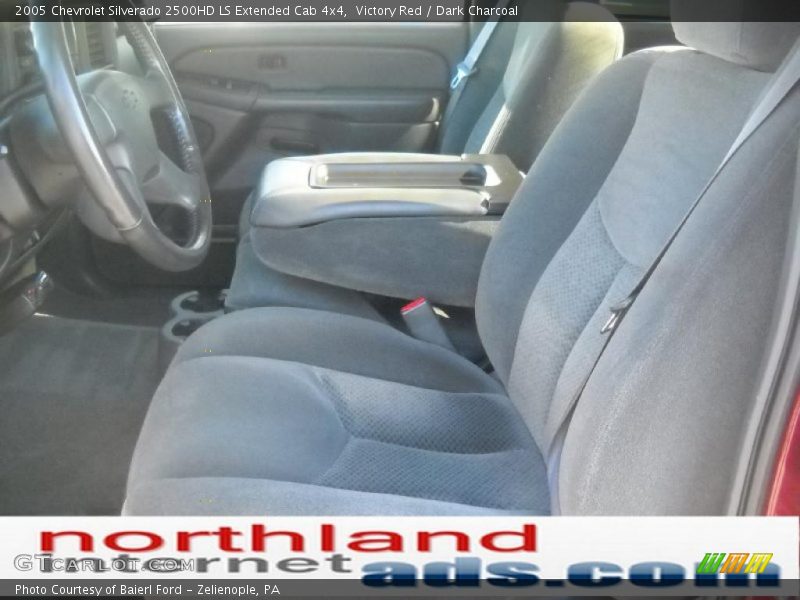 Victory Red / Dark Charcoal 2005 Chevrolet Silverado 2500HD LS Extended Cab 4x4