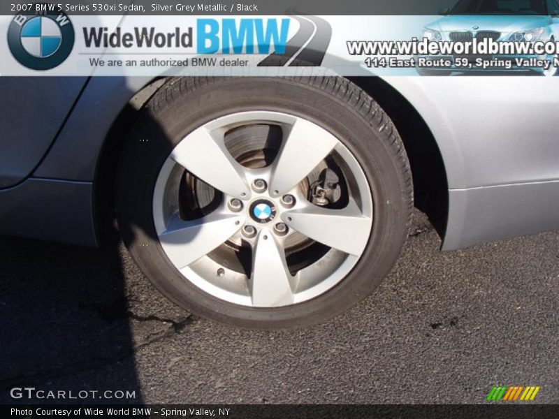 Silver Grey Metallic / Black 2007 BMW 5 Series 530xi Sedan
