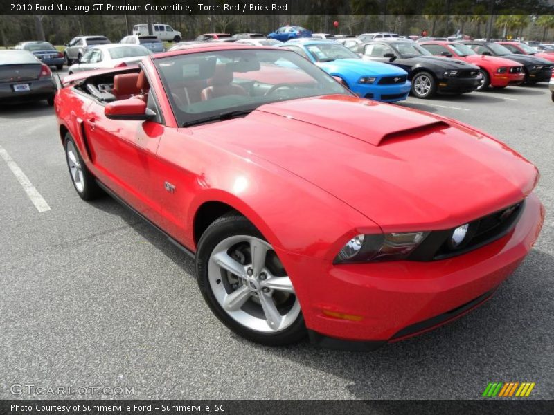Front 3/4 View of 2010 Mustang GT Premium Convertible