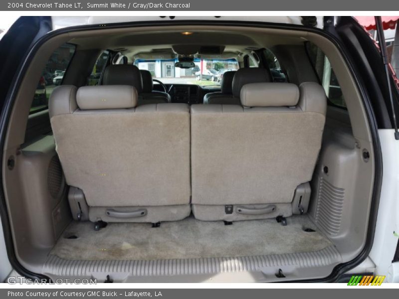 Summit White / Gray/Dark Charcoal 2004 Chevrolet Tahoe LT