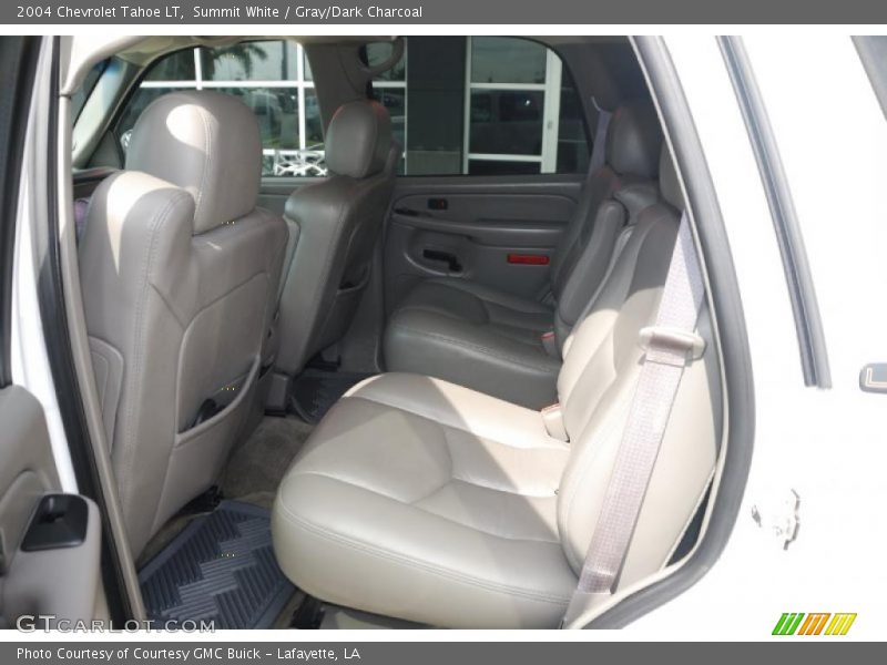Summit White / Gray/Dark Charcoal 2004 Chevrolet Tahoe LT