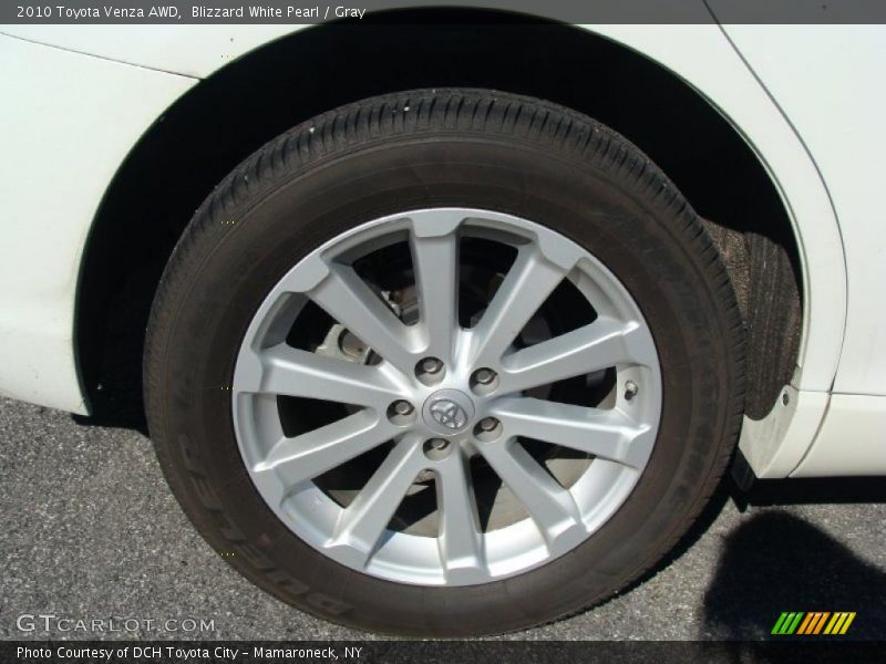 Blizzard White Pearl / Gray 2010 Toyota Venza AWD
