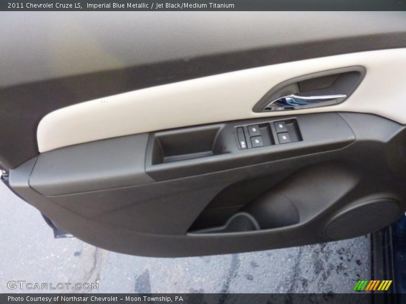 Imperial Blue Metallic / Jet Black/Medium Titanium 2011 Chevrolet Cruze LS