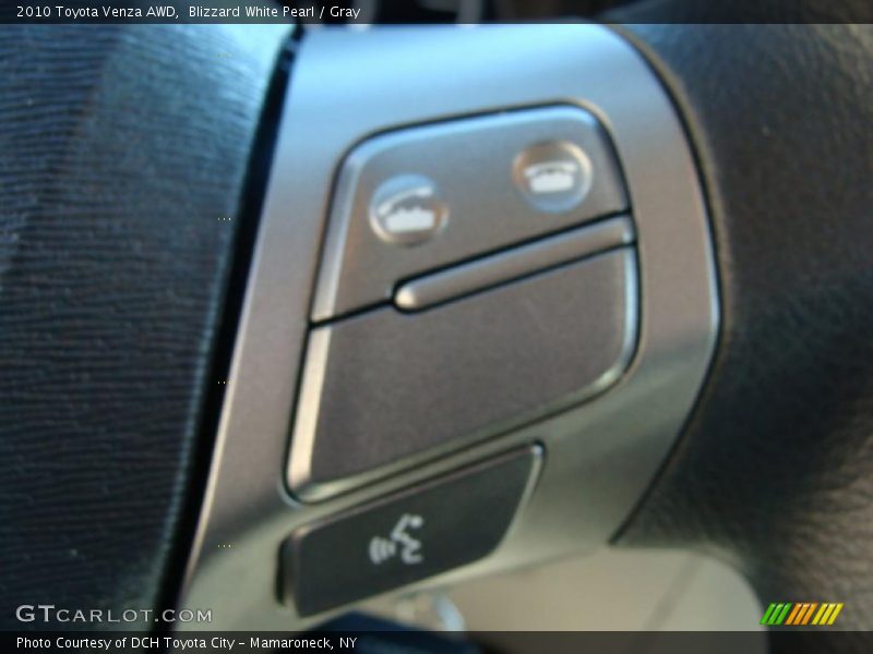 Blizzard White Pearl / Gray 2010 Toyota Venza AWD