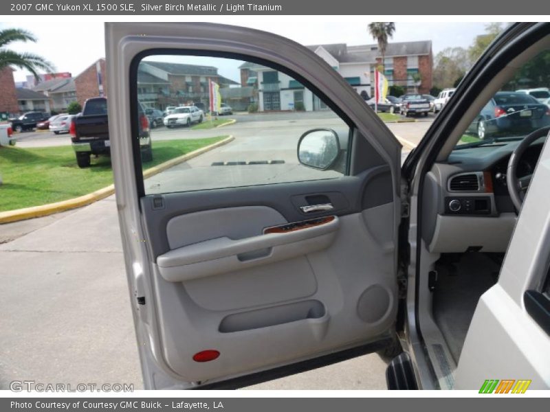 Silver Birch Metallic / Light Titanium 2007 GMC Yukon XL 1500 SLE