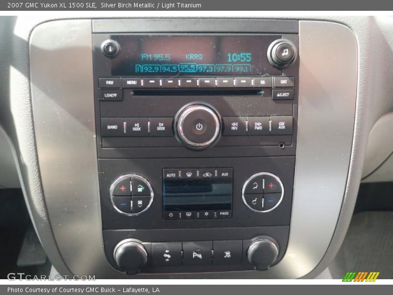 Silver Birch Metallic / Light Titanium 2007 GMC Yukon XL 1500 SLE