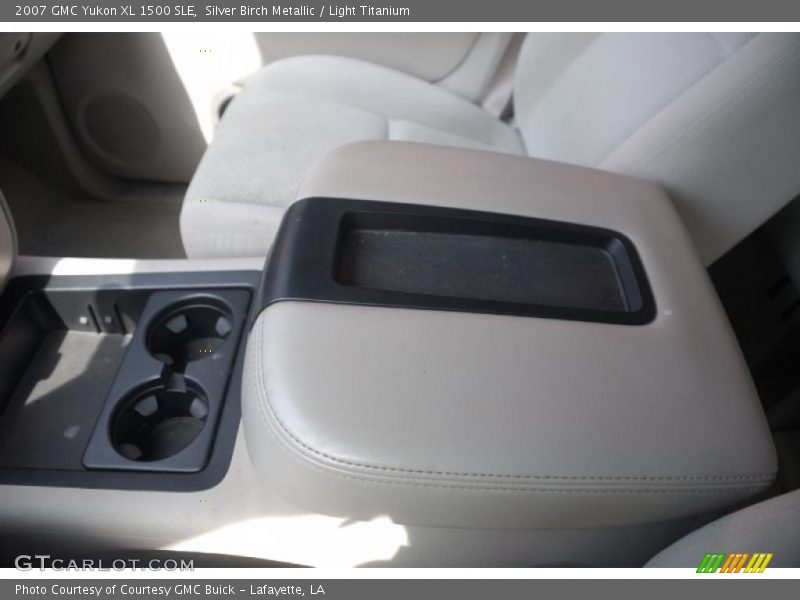 Silver Birch Metallic / Light Titanium 2007 GMC Yukon XL 1500 SLE