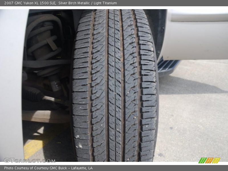 Silver Birch Metallic / Light Titanium 2007 GMC Yukon XL 1500 SLE