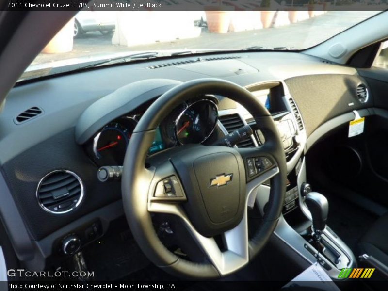 Summit White / Jet Black 2011 Chevrolet Cruze LT/RS