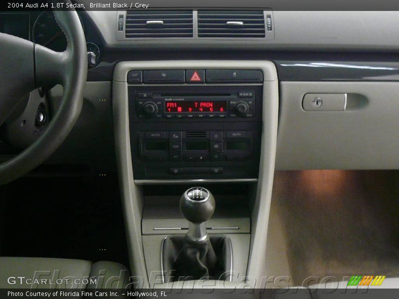 Brilliant Black / Grey 2004 Audi A4 1.8T Sedan