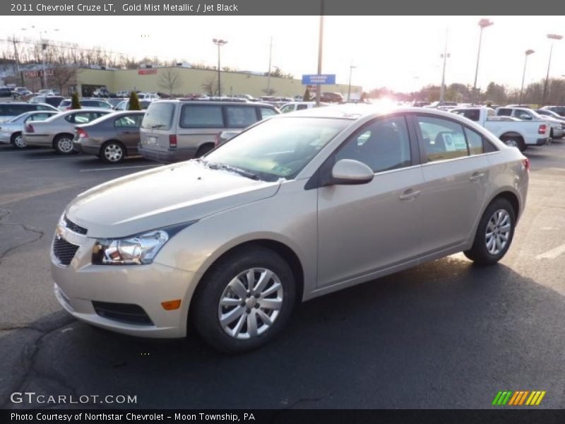 Gold Mist Metallic / Jet Black 2011 Chevrolet Cruze LT