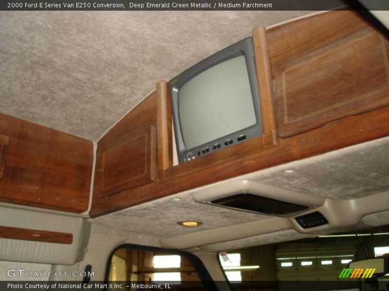 Deep Emerald Green Metallic / Medium Parchment 2000 Ford E Series Van E250 Conversion