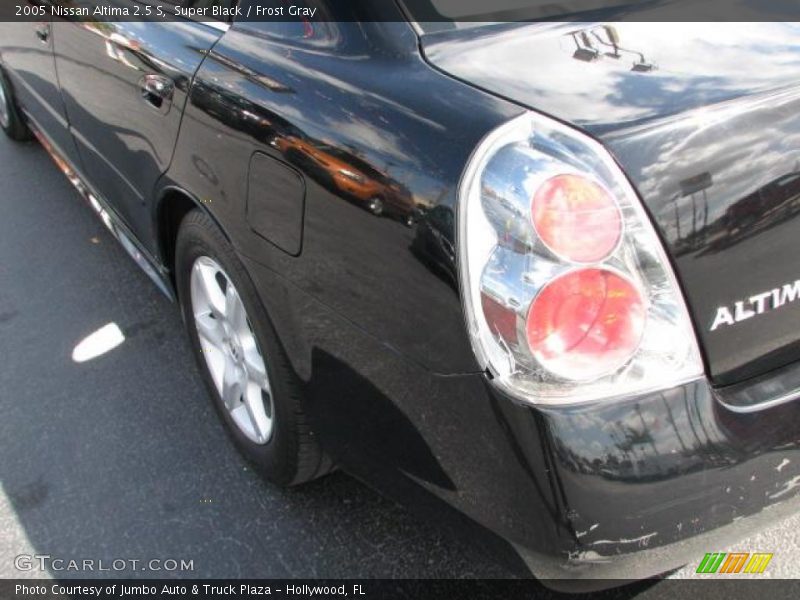 Super Black / Frost Gray 2005 Nissan Altima 2.5 S