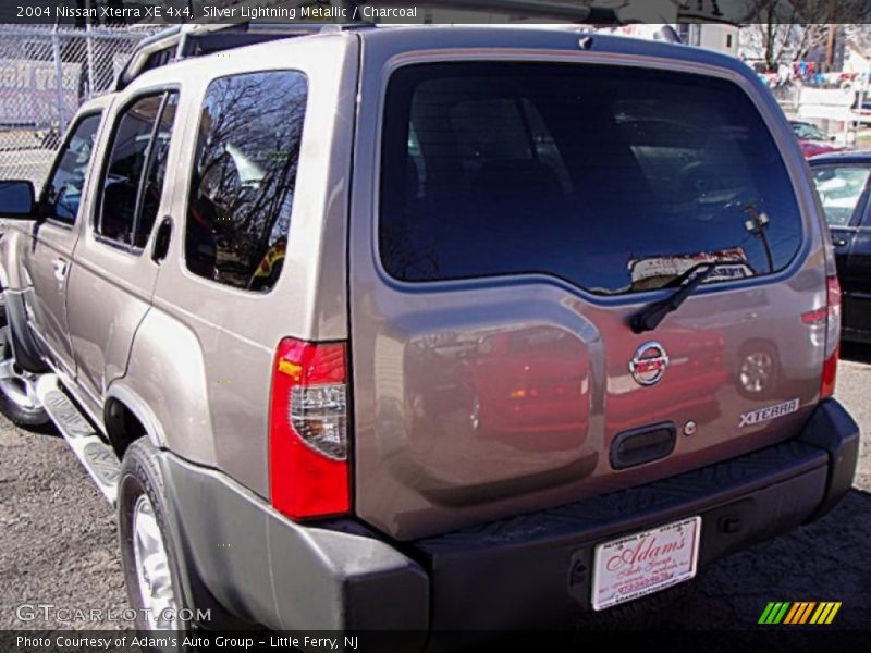 Silver Lightning Metallic / Charcoal 2004 Nissan Xterra XE 4x4