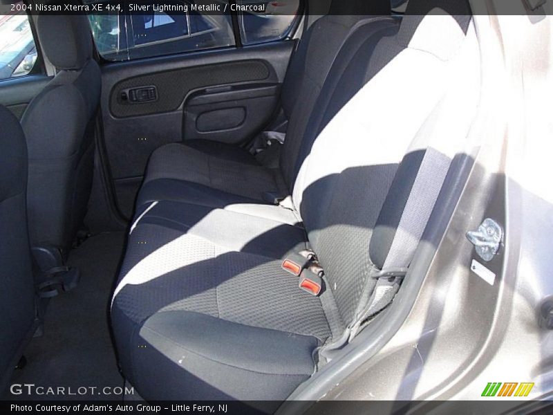 Silver Lightning Metallic / Charcoal 2004 Nissan Xterra XE 4x4