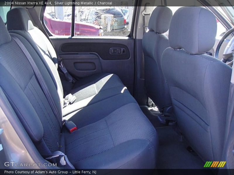 Silver Lightning Metallic / Charcoal 2004 Nissan Xterra XE 4x4
