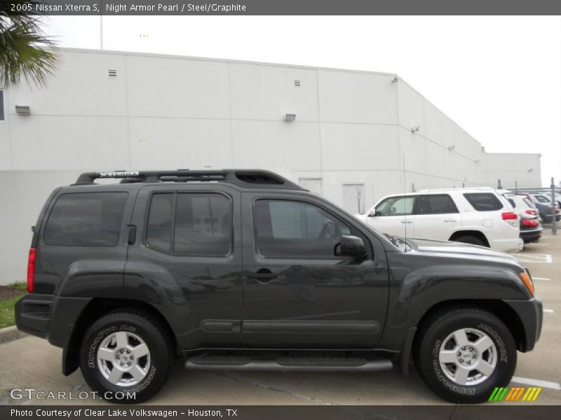 Night Armor Pearl / Steel/Graphite 2005 Nissan Xterra S