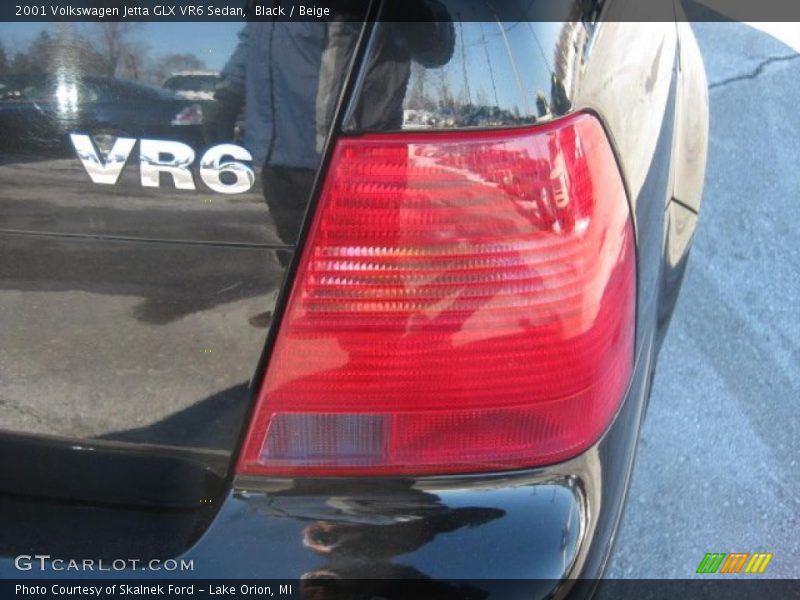 Black / Beige 2001 Volkswagen Jetta GLX VR6 Sedan