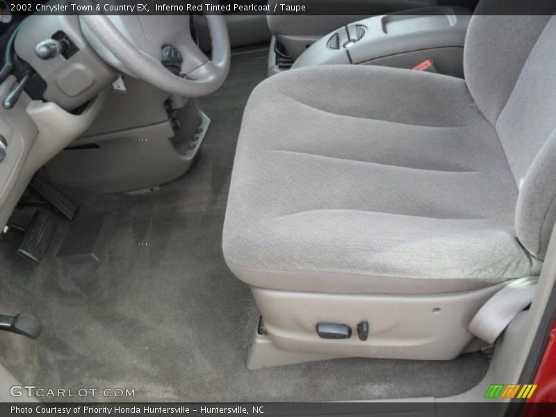 Inferno Red Tinted Pearlcoat / Taupe 2002 Chrysler Town & Country EX