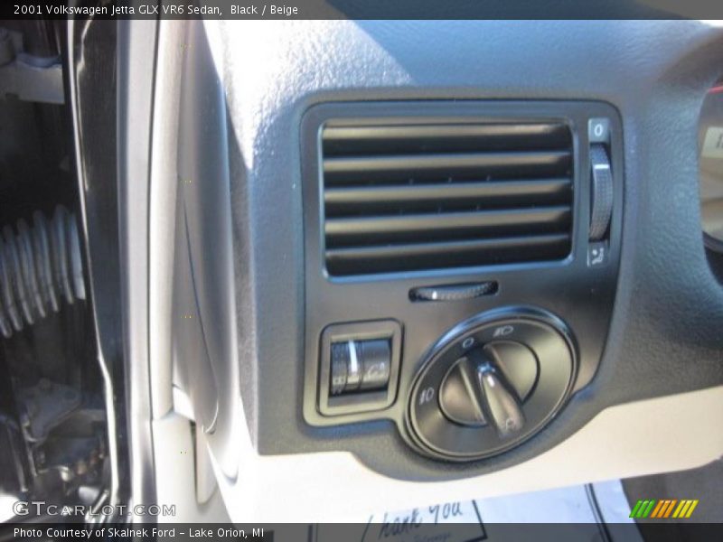Black / Beige 2001 Volkswagen Jetta GLX VR6 Sedan