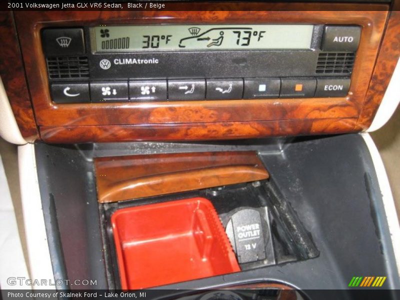 Black / Beige 2001 Volkswagen Jetta GLX VR6 Sedan