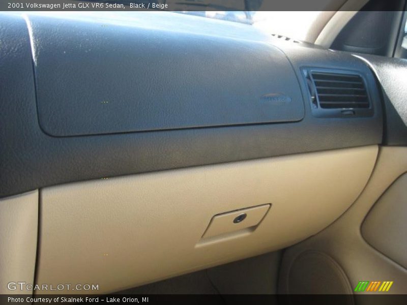 Black / Beige 2001 Volkswagen Jetta GLX VR6 Sedan