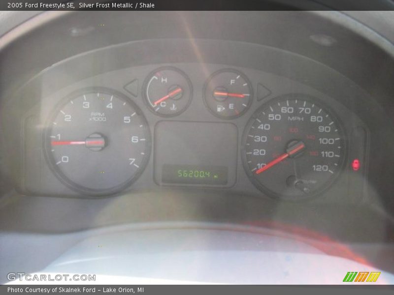 Silver Frost Metallic / Shale 2005 Ford Freestyle SE