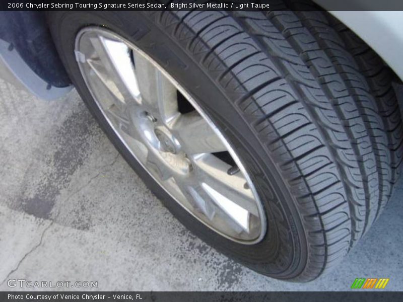 Bright Silver Metallic / Light Taupe 2006 Chrysler Sebring Touring Signature Series Sedan